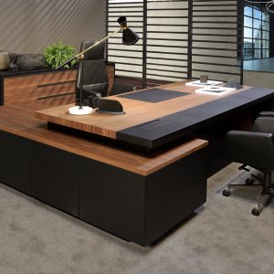 Power box with lid inside the desk top