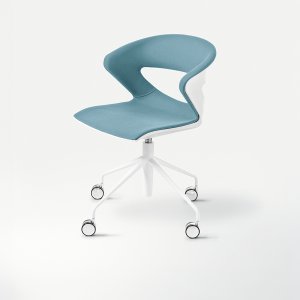 Kicca Plus Soft next to the smooth Kicca Plus, showing the two upholstery styles