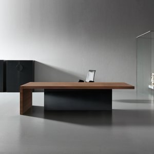 Kyo desk by Martex with 70 mm walnut top