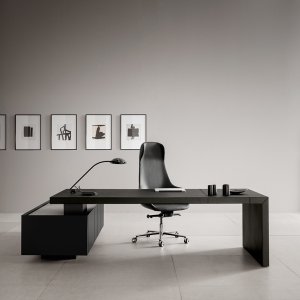 Kyo credenza with 45-degree cut lacquered fronts