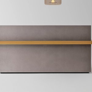 Rovere Tabacco veneer on the Kyo Reception for a headquarters lobby