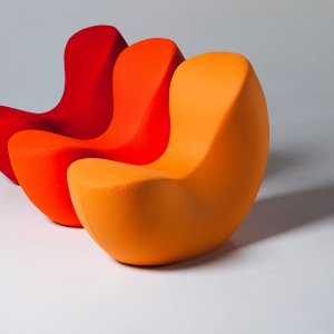 Rear of a Nautile chair by LaCividina, armless, its legs hidden from view