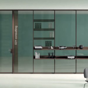 Decorated glass panel of the Luconi Simple Bold partition