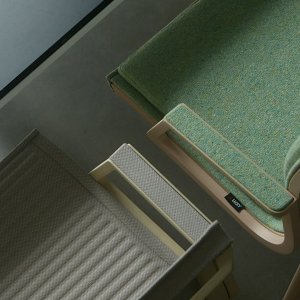 Aluminium armrests of the Nulite chair