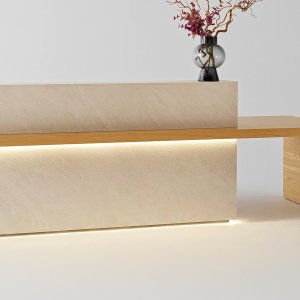 Kyo Reception desk by Martex keeping the counter surface free