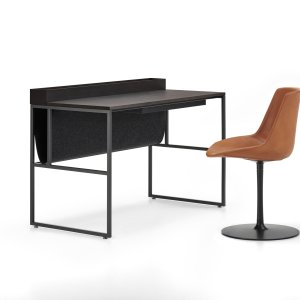 Quadruple 20.Venti workstation in an open plan office