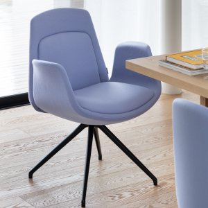 Nordic meeting chair on a four-star swivel base