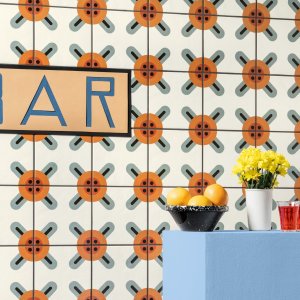 Marghe Black solid color tile from Mutina's Mattonelle Margherita line
