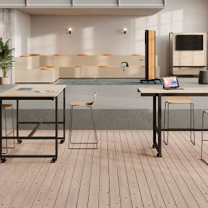 Office workstations Be.1 by Frezza on a Brooklyn floor