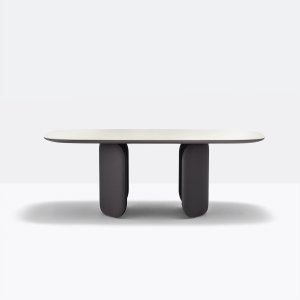 Ultra-thin solid laminate top of the Elinor table seen edge on