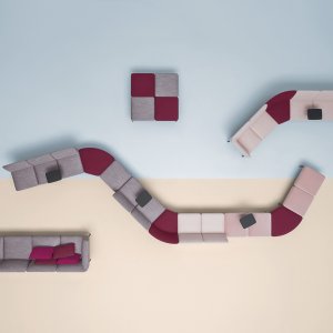 Elastic straps on seat and backrest of the Social Plus line
