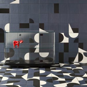 Puzzle feature wall in a conference room