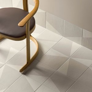 Edge tiles framing a Puzzle floor