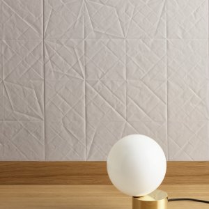 Folded installation with a two millimeter joint