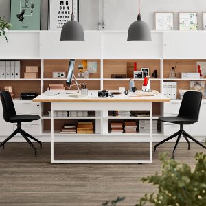 Pigreco office workstations on a single central beam
