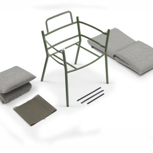Patented removable cushion cover on the Brezza armchair