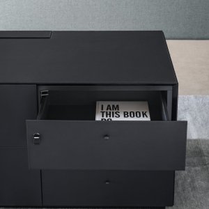 Home office top of 140 centimetres