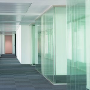Solid W80 partition with wood veneer panels