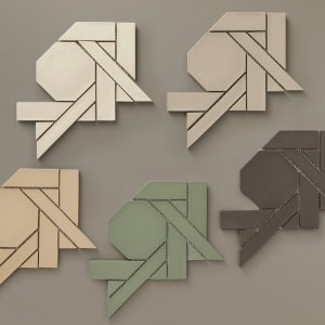 Close-up of 4 mm joints in the woven pattern