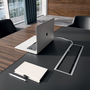 Cable tray with removable panel in the X10 veneered leg