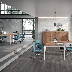 Mobile pedestal by Quadrifoglio with recessed casters