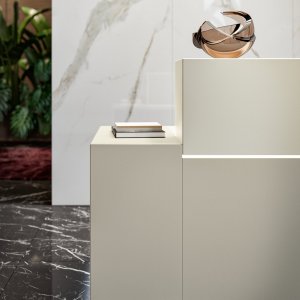 Counter shelf of the Z1 reception desk