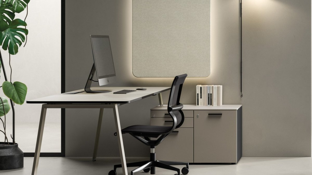 Office desk height: 29 inches, and the people it doesn't fit