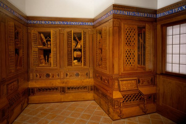 America Buys Its Office Furniture Elsewhere. From Italy, It Asks for One Room